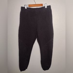 Nike Women's Tech Fleece Quilted Pants Medium Black Sweatpants Activewear XX